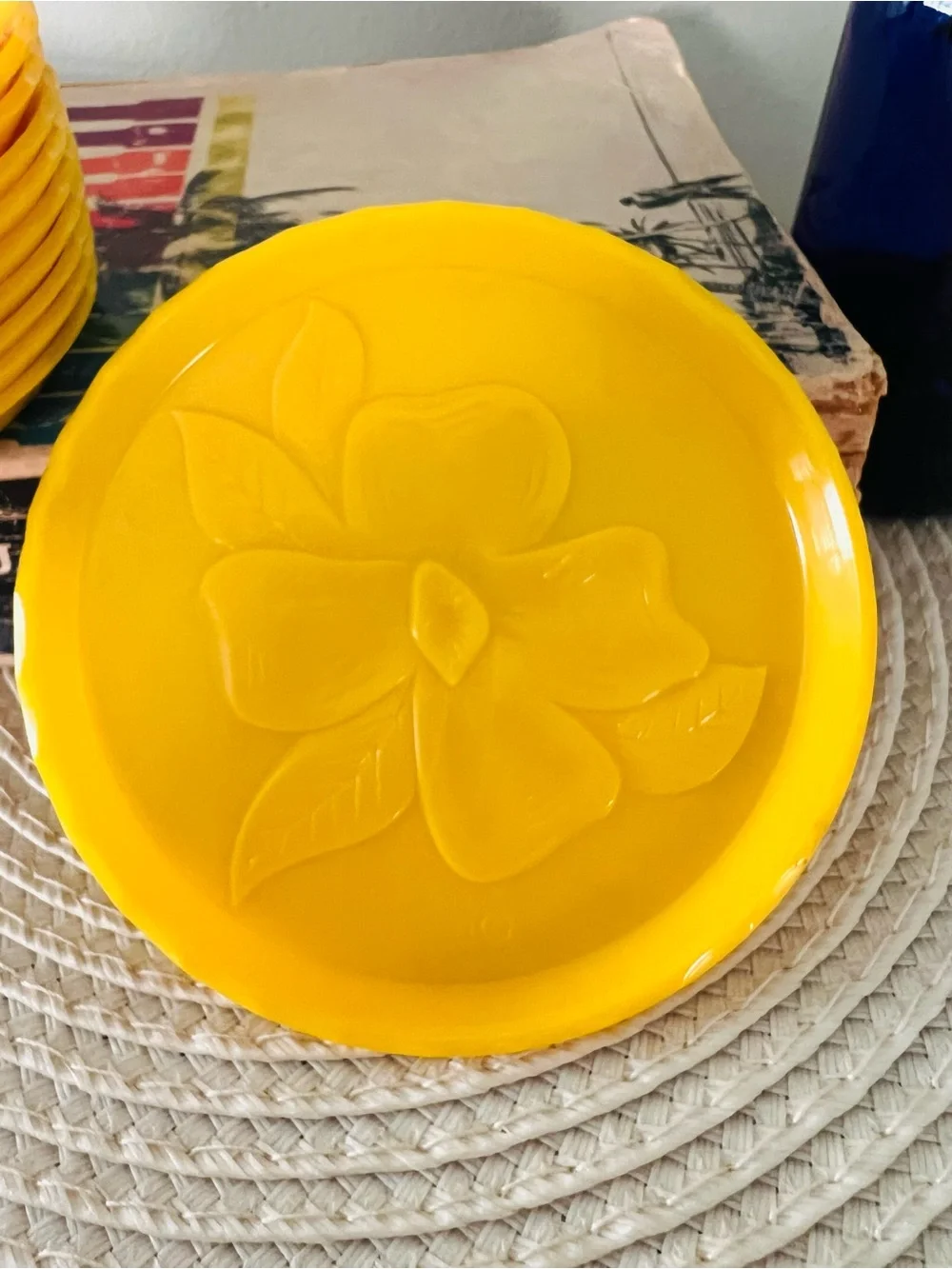 🌺🍹🗿 Set of 11 Mid Century Vintage yellow tropical hibiscus Coasters Tiki bar